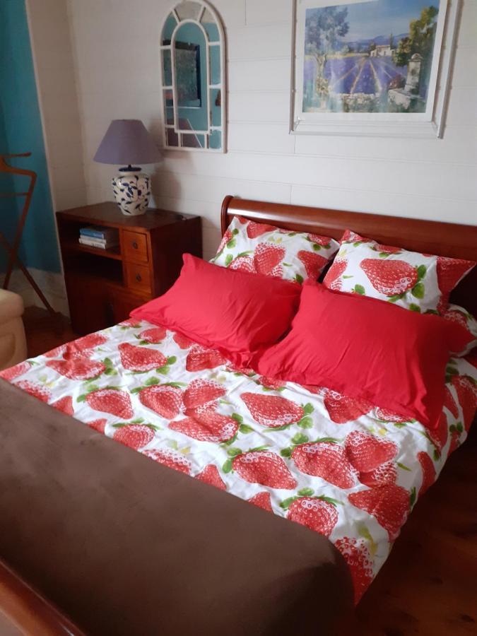 7042Douce Nuit Hotel Saint-Germain-Laval  ภายนอก รูปภาพ