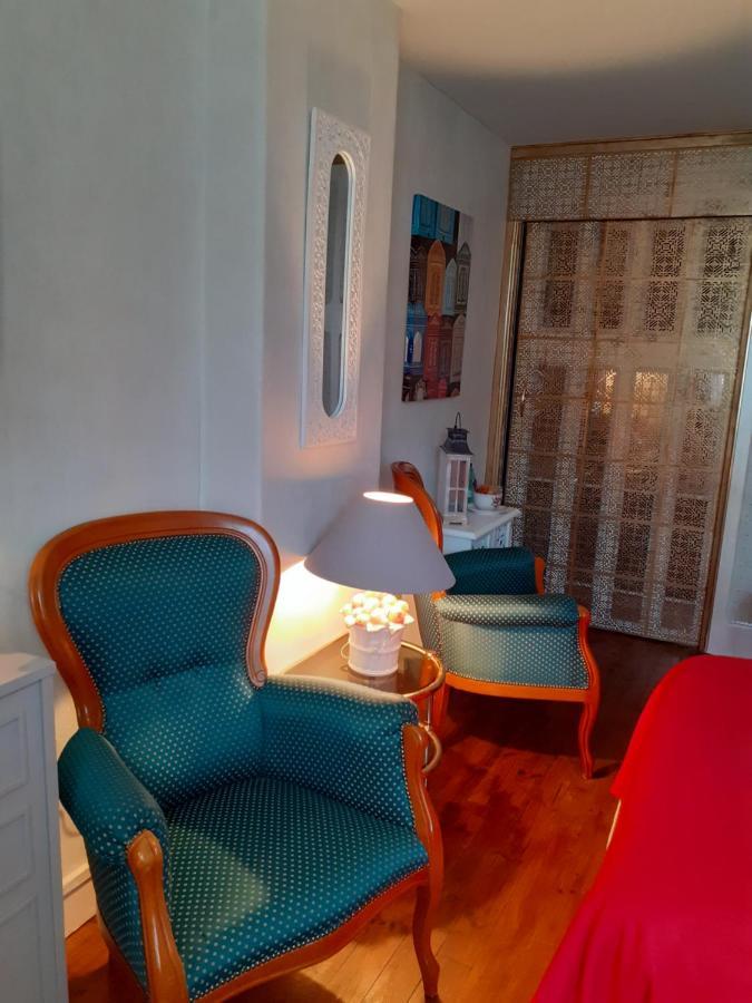 7042Douce Nuit Hotel Saint-Germain-Laval  ภายนอก รูปภาพ